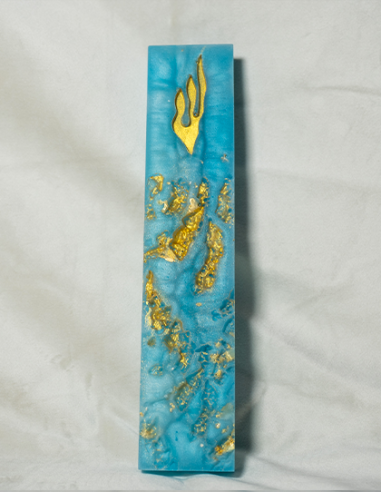 Mezouzah rectangulaire Bizot en résine epoxy effet pierre martelé BLEU