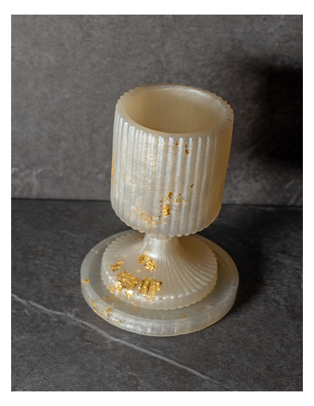 Verre de Kiddouch à pied Ciselé en résine epoxy blanc