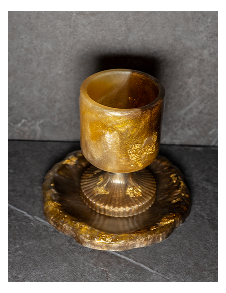 Verre de Kiddouch à pied Ciselé en résine epoxy Marron